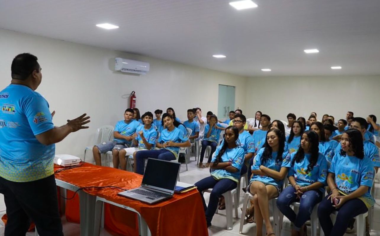 Formação e Qualificação Educacional